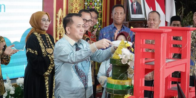 Peringatan hari jadi Provinsi Sumatera Selatan ke-78 Tahun 2024, perayaan tersebut berjalan dengan meriah di iringi oleh Tembang - tembang lagu batang hari sembilan sebagai lagu khas Budaya Sumatera Selatan. Bertempat di Griya Agung, Minggu malam (19/05/2024).