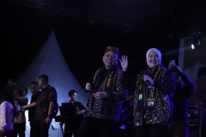 Pj Bupati Muba H Sandi Fahlepi dalam acara pembukaan Festival Tirto Mulyo Desa Tegal Mulyo Kecamatan Keluang, Sabtu (8/6/2024) di Lapangan Sepak Bola Desa Tegal Mulyo Kecamatan Keluang.