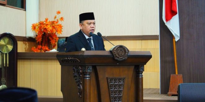 Raperda tentang RPJPD Kabupaten Muba Tahun 2025-2045 dan Raperda tentang Pencegahan dan Peningkatan Kualitas terhadap Perumahan Kumuh dan Permukiman Kumuh, di Ruang Rapat Paripurna DPRD Muba, Senin (24/6/2024).