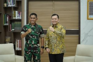 Penjabat (Pj) Gubernur Sumsel, Elen Setiadi, juga menyambangi Makodam II / Sriwijaya untuk bersilaturahmi bersama Pangdam II / Sriwjijaya, Mayjen TNI M. Naudi Nurdika, S.I.P., M.Si, M.Tr (Han), Selasa, (25/6/2024).