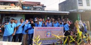 Relawan MATAHATI foto bersama setelah melakukan koordinasi dalam rangka memenangkan Mawardi Yahya dan R.A. Anita Noeringhati sebagai Gubernur dan Wakil Gubernur Provinsi Sumatera Selatan Periode 2024-2029. (Oyong Hairudin)