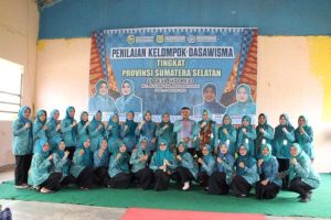 PKK Muba menyambut kunjungan Tim Penilai Penilai Kelompok Dasawisma tingkat Provinsi Sumsel yang dipimpin oleh Ir Hj Rusmala Dewi, di Desa Sidorejo, Jumat (9/8/2024).