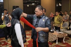 Pj Wali Kota A Damenta, secara langsung melakukan pelantikan kepengurusan Forum Anak se kota Palembang periode 2024-2026