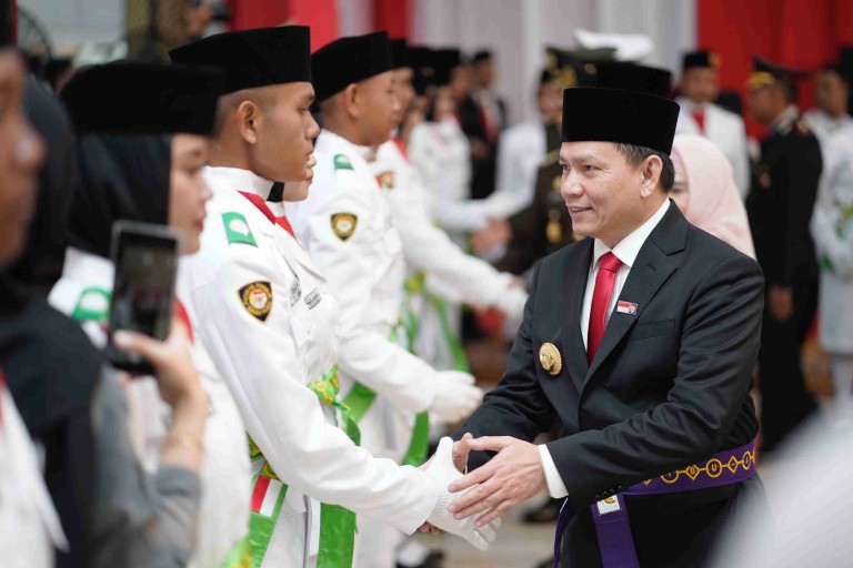 Pasukan Pengibar Bendera Pusaka (Paskibraka) Provinsi Sumatera Selatan Tahun 2024 resmi dikukuhkan oleh Pj. Gubernur Sumatera Selatan, Elen Setiadi di Griya Agung (Rabu, 14/8/2024).