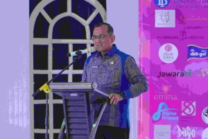 Drs. H. Edward Candra, M.H menghadiri Puncak Apresiasi Duta Genre Provinsi Sumatera Selatan tahun 2024 yang di selenggarakan oleh BKKBN Provinsi Sumsel, bertempat di Hotel Aryaduta Palembang, (2/8/2024).