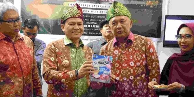 Elen Setiadi membuka acara Puncak Hari UMKM Nasional 2024 yang dipusatkan di Dining Hall Jakabaring, Kamis malam (5/9/2024). 