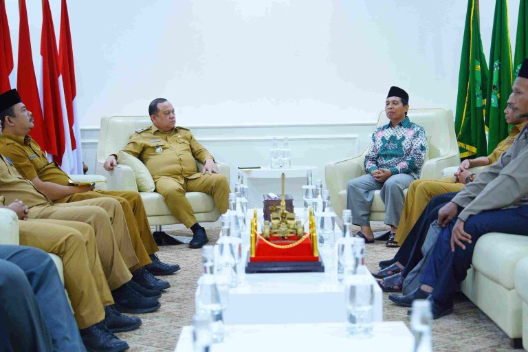 Sandi Fahlepi menerima audiensi Pengurus Cabang Nahdlatul Ulama (PCNU) Muba, di Ruang Audiensi Bupati Muba, Selasa (10/9/2024).