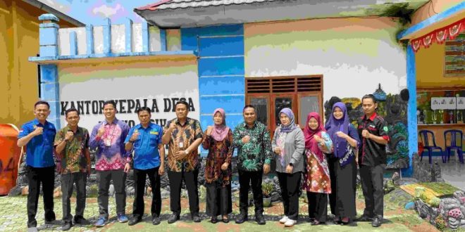 Pemerintah Kabupaten Musi Banyuasin melalui Dinas Kominfo melaksanakan kegiatan pembinaan dan monitoring pada operator Desa Cantik Desa Muliya Asih terkait implementasi penggunaan aplikasi Muba Survei.