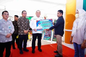 Pada hari Jum'at (13/9/2024), Pemkab Muba melalui Dinas Sosial menyalurkan Bantuan Usaha Ekonomi Produktif Kelompok Usaha Bersama (UEP-KUBE) kepada 38 kelompok.