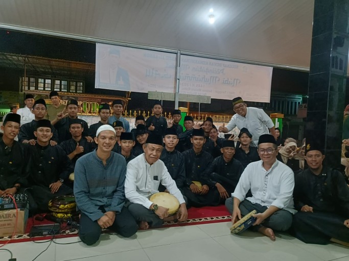 H. Syaparuddin, menghadiri acara Maulid Nabi Muhammad yang digelar di Masjid Al Abror, hari Selasa tanggal 17 September 2024. (Foto : Detiksumsel.com)