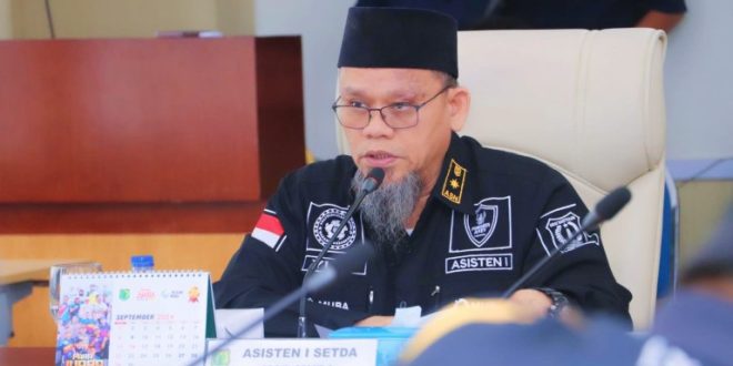 H Sandi Fahlepi yang diwakili oleh Asisten Pemerintahan dan Kesejahteraan Rakyat H Yudi Herzandi membuka Rapat Pemantapan Peringatan Hari Jadi ke-68 Kabupaten Musi Banyuasin Tahun 2024 bersama para perwakilan OPD , Forkopimda dan Prokopim di ruang rapat randik , jum’at (20/09/2024)