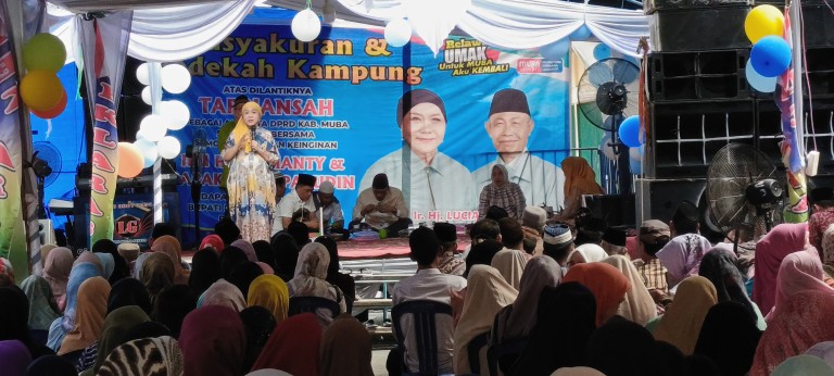 Hj. Lucianty, melakukan pertemuan dengan masyarakat Kelurahan Serasan Jaya, Kecamatan Sekayu, hari Sabtu tanggal 14 September 2024.