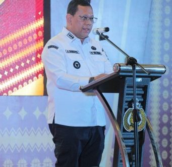 Selasa (24/9/2024) Poltestabes Palembang menggelar deklarasi Pilkada Damai 2024 dengan menghadirkan tigas Paslon Wali Kota dan Wakil Wa Wali Kota Palembang di The Sultan Convention Center.