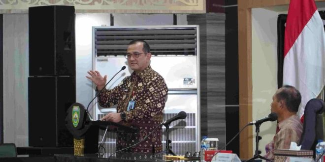 Edward Candra membuka sosialisasi implementasi aplikasi Srikandi dan Tanda Tangan Elektronik (TTE) di lingkungan Pemprov Sumsel di Graha Bina Praja, Kamis, (12/9/2024).