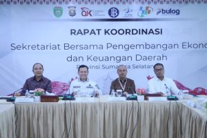 Rapat dilaksanakan di Ruang Rapat OJK Kantor Regional 7 OJK Sumbagsel dan Babel, pada Rabu (18/9/2024)