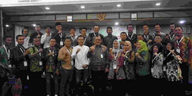 Edward Candra isi materi pelatihan peningkatan kapasitas aparatur pemerintah desa dan program penguatan pemerintahan dan pembangunan desa (P3PD) angkatan 7 Provinsi Sumsel Tahun 2024. Bertempat di Emilia Hotel, palembang (26/09/2024).