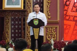 Elen Setiadi S.H, M.S.E Membuka Forum Dialog Percepatan Pencapaian Stop Buang Air Besar Sembarangan (SBS) di Provinsi Sumsel dan Penggalangan Komitmen Pimpinan Daerah Gubernur dan Bupati yang Belum Mencapai SBS 100%.