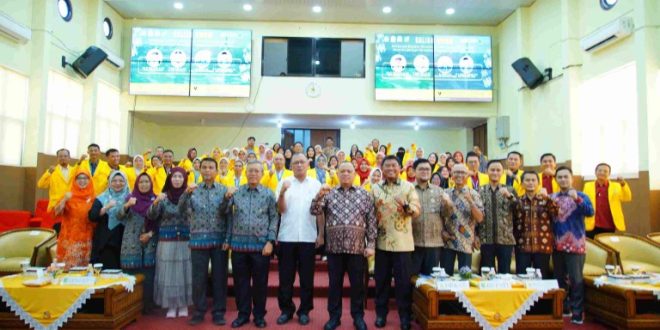 Acara ini berlangsung di Gedung Juaini Mukti, UPT Lembaga Bahasa Unsri, pada Jumat (18/10/2024).