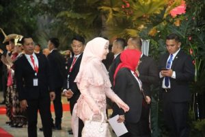 Amaliah Sobli Anggota Dewan Perwakilan Daerah (DPD) Republik Indonesia (RI) yang juga Anggota Majelis Majelis Permusyawaratan Rakyat (MPR) Republik Indonesia menghadiri pelantikan Presiden dan Wakil Presiden Republik Indonesia periode 2024-2029, Prabowo Subianto dan Gibran Rakabumi Raka.