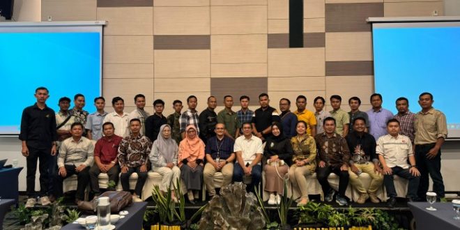 BPJS Ketenagakerjaan menggandeng International Labour Organization, menyelenggarakan program Training of Trainers (ToT) bagi perusahaan-perusahaan perkebunan sawit di 4 wilayah kerja BPJS Ketenagakerjaan, yang meliputi Sumatera Bagian Utara (Sumbagut), Sumatera Barat dan Kepulauan Riau (Sumbarriau), Sumatera Bagian Selatan (Sumbagsel), serta Kalimantan, dengan total peserta sebanyak 400 orang.