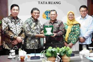 A Darmenta usai melakukan paparan rencana permohonan KKPR dengan Dirjen Tata Ruang Kementerian ATR BPR RI Dwi Hariyawan, Kamis (10/10/2024).