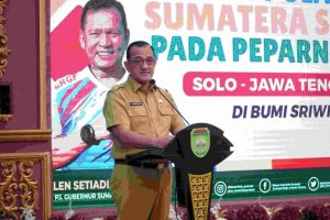 Edward Candra menyambut kedatangan Kontingen Provinsi Sumatera Selatan yang telah mengikuti Pekan Paralimpiade Nasional (PEPARNAS) XVII di Kota Solo Provinsi Jawa Tengah. Penyambutan Kontingen bertempat di Griya Agung Palembang, (15/10/2024).