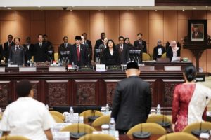 Ismeth Abdullah dan Larasati Moriska, Pimpinan Sementara Sidang Paripurna I Dewan Perwakilan Daerah Republik Indonesia, hari Selasa, tanggal 01 Oktober 2024. (foto : Humas DPD RI)