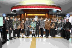 ekretaris Daerah Muba Apriyadi saat studi tiru MPP di Kabupaten Badung, Bali, Selasa (8/10/2024).
