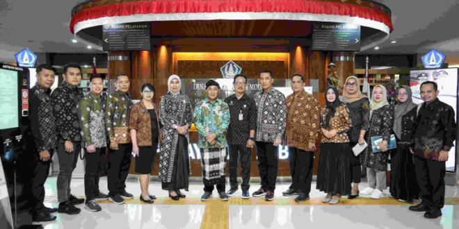 ekretaris Daerah Muba Apriyadi saat studi tiru MPP di Kabupaten Badung, Bali, Selasa (8/10/2024).