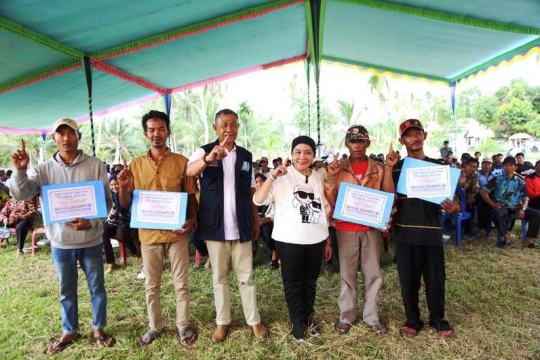 Hj. Lucianty dan H. Syaparuddin, Calon Bupati dan Wakil Bupati Kabupaten Musi Banyuasin Periode 2025-2030 Nomor Urut 1.