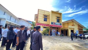 Badan Pengawas Pemilu (Bawaslu) Kota Palembang menggelar Peringatan Upacara Hari Kesaktian Pancasila pada hari Selasa, tanggal 1 Oktober 2024 di Halaman Kantor Bawaslu Kota Palembang. (MusiNews.id/Sikumbang)