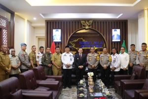 Penjabat (Pj) Gubernur Sumatera Selatan (Sumsel) menerima audiensi Kepala Kepolisian Daerah (Kapolda) Sumsel, Irjen Pol. Andi Rian Ryacudu Djajadi, S.I.K, M.Si dan jajarannya dalam rangka silaturahmi. Bertempat di Ruang Tamu Gubernur Sumsel, Selasa (08/10/2024).