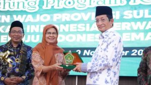 Menag Nasaruddin Umar bersama Pj. Bupati Wajo Andi Bataralifu