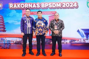 Pj Bupati Muba H Sandi Fahlepi turut hadiri langsung bersama kepala daerah seluruh Indonesia dalam kegiatan yang mengusung tema "Kolaborasi Program Pengembangan Sumber Daya Manusia Aparatur Pemerintahan Dalam Negeri dalam Mensukseskan Rencana Pembangunan Jangka Panjang Nasional (RPJPN) 2025 – 2045 tersebut.