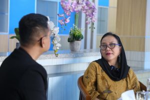 Hj. Lucianty dan H. Syaparuddin, Bakal melibatkan tukang jahit lokal yang ada di Kabupaten Muba, untuk mendukung Program Sekolag Gratis Plus Seragam Sekolah Gratis.