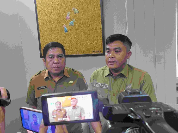 Sekretaris Daerah (Sekda) Kota Palembang Aprizal Hasyim saat diwawancarai pada Selasa (12/11/2024).