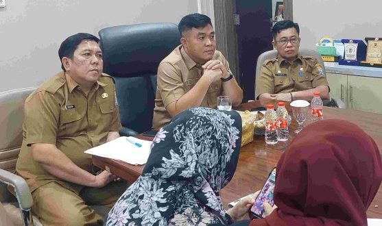 Pj Wali Kota langsung mengeluarkan surat edaran untuk OPD membatasi perjalanan dinas yang kegiatanya bersifat seremonial yang tidak perlu, untuk penghematan anggaran," kata Aprizal saat diwawancarai pada Selasa (12/11/2024).