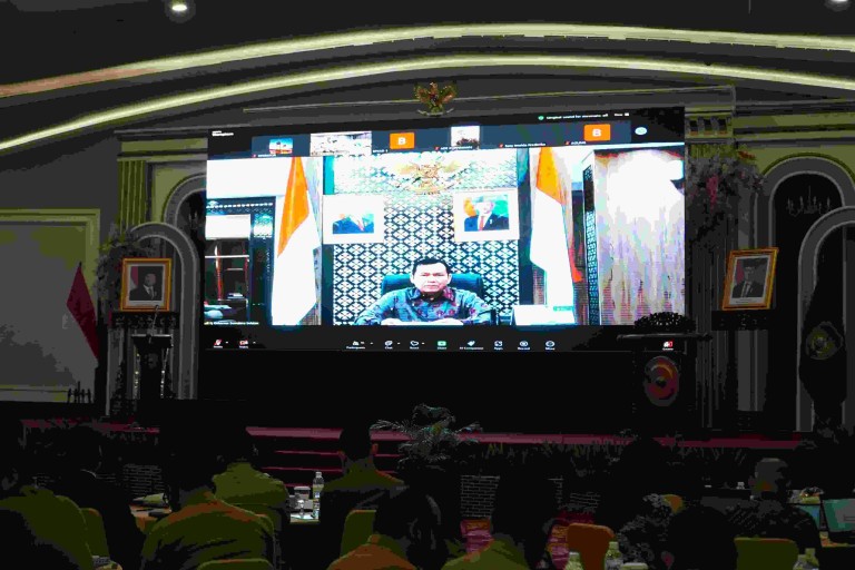 Elen Setiadi secara virtual membuka Rapat Koordinasi dan Sosialisasi Pencegahan Korupsi dalam Proses Perencanaan dan Penganggaran APBD Provinsi Sumatera Selatan, bertempat di Hotel Beston Palembang. (12/11/2024)