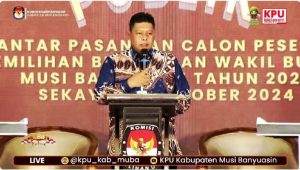 Ketua Komisi Pemilihan Umum Daerah (KPUD) Kabupaten Musi Banyuasin (Muba), M. Sigid Nugroho, membuka secara resmi Debat Publik Pasangan Calon Bupati dan Wakil Bupati Kabupaten Musi Banyuasin (Muba) tahun 2024 tahap pertama.