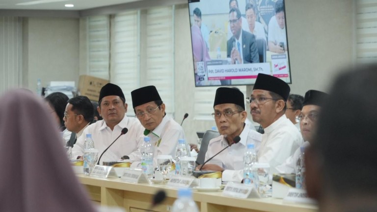 Menteri Agama Nasaruddin Umar dan jajaran melakukan Raker dengan DPD RI