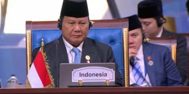 Presiden Prabowo Subianto menghadiri sesi pleno Konferensi Tingkat Tinggi (KTT) Ke-11 D-8 di Istana Kepresidenan New Administrative Capital, Kairo, Mesir, pada Kamis, 19 Desember 2024. Foto: BPMI Setpres/Pool Host D-8