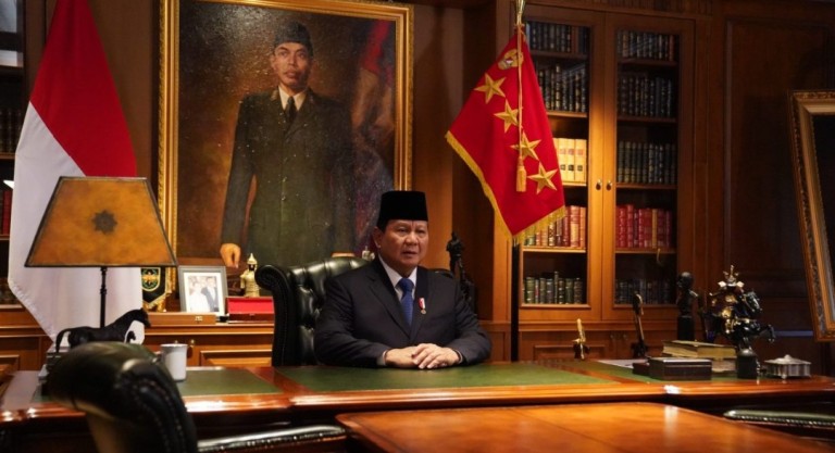 Presiden Prabowo Subianto menyampaikan ucapan Hari Raya Natal yang ditayangkan melalui kanal YouTube Sekretariat Presiden, pada Rabu, 25 Desember 2024. Foto: BPMI Setpres/Brian