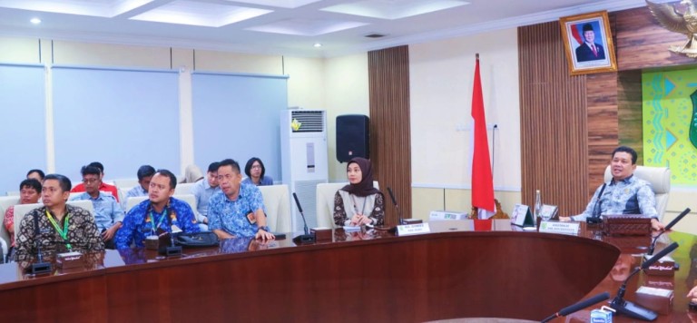 Rapat Sosialisasi Kerjasama Pelayanan Donor Darah Antara Palang Merah Indonesia (PMI) dengan Para Perusahaan dan Dinas / Instansi serta Organisasi dalam Lingkungan Wilayah Kabupaten Musi Banyuasin, Jum'at (29/11/2024) di Ruang Rapat Serasan Sekate.