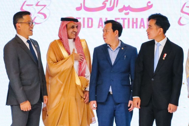 Ketua Dewan Perwakilan Daerah (DPD) Republik Indonesia, Sultan B. Najamudin, meminta pemerintah Indonesia untuk mengambil bagian dalam konferensi internasional pembentukan negara Palestina yang diinisiasi oleh Presiden Prancis, Emmanuel Macron, dan Pemimpin defacto Kerajaan Arab Saudi, Muhammad Bin Salman. (foto : biro pemberitaan dan media dpd republik indonesia)