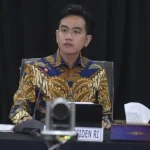 Wakil Presiden Republik Indonesia, Gibran Rakabuming Raka, dalam rapat koordinasi pusat terpadu terkait Peraturan Presiden Nomor 86 Tahun 2021 tentang DBON yang berlangsung di Auditorium Wisma Graha Kemenpora, Jakarta. (foto : kemenpora.go.id)
