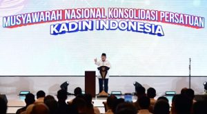Presiden Prabowo Subianto memberikan pengarahan dalam acara "Musyawarah Nasional Konsolidasi Persatuan Kadin Indonesia" yang digelar di Hotel The Ritz-Carlton, Mega Kuningan, Jakarta, pada Kamis, 16 Januari 2025. Foto: BPMI Setpres/Muchlis Jr