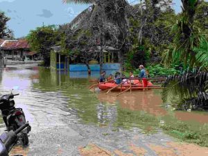 Badan Penanggulangan Bencana Daerah (BPBD) Kabupaten Musi Banyuasin (Muba) menunjukkan respons cepat terhadap bencana banjir yang melanda Desa Kerta Jaya, Kecamatan Sungai Keruh, pada Jumat, 17 Januari 2025, sekitar pukul 21.00 WIB.