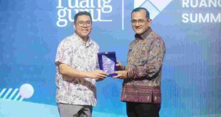 Edward Candra menghadiri Ruangguru Summit 2025 dalam rangka ulang tahun ke-10 Ruangguru. Dilaksanakan di Gran Atyasa Convention Center Palembang. Kamis, (16/01/2025).