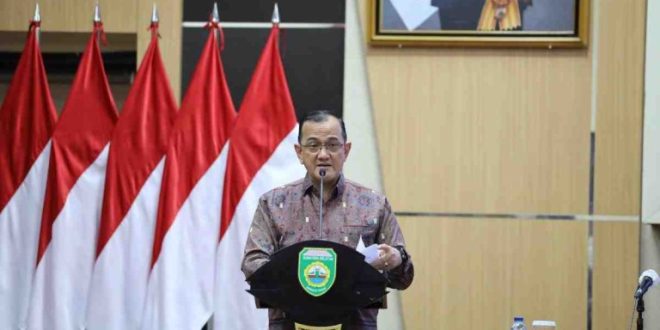 Sekretaris Daerah Provinsi Sumatera Selatan, Drs. H. Edward Candra, MH membuka Rapat Koordinasi Pelaksanaan Program Kerja TPID Provinsi/Kabupaten/Kota se - Sumatera Selatan Tahun 2025