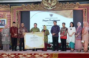 Malam Penghormatan atas Pengabdian Pj. Gubernur Sumatera Selatan Elen Setiadi sekaliigus Lepas Sambut Pangdam II Sriwijaya, bertempat di Griya Agung Palembang (18/2/2025)